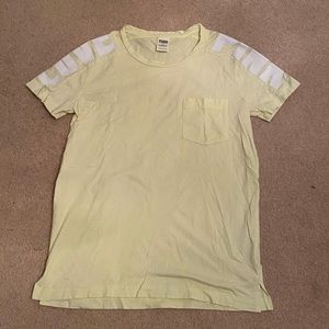 VS Pink Short Sleeve Tee